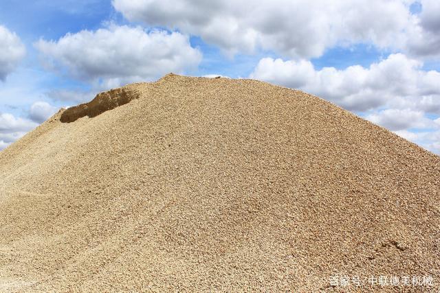 常用的制砂破碎設(shè)備有哪些？